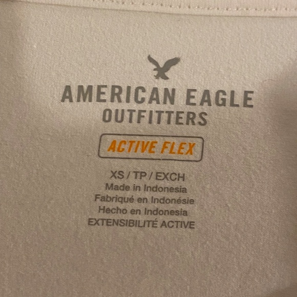 AE Active Flex White Graphic Shirt - Picture 3 of 3